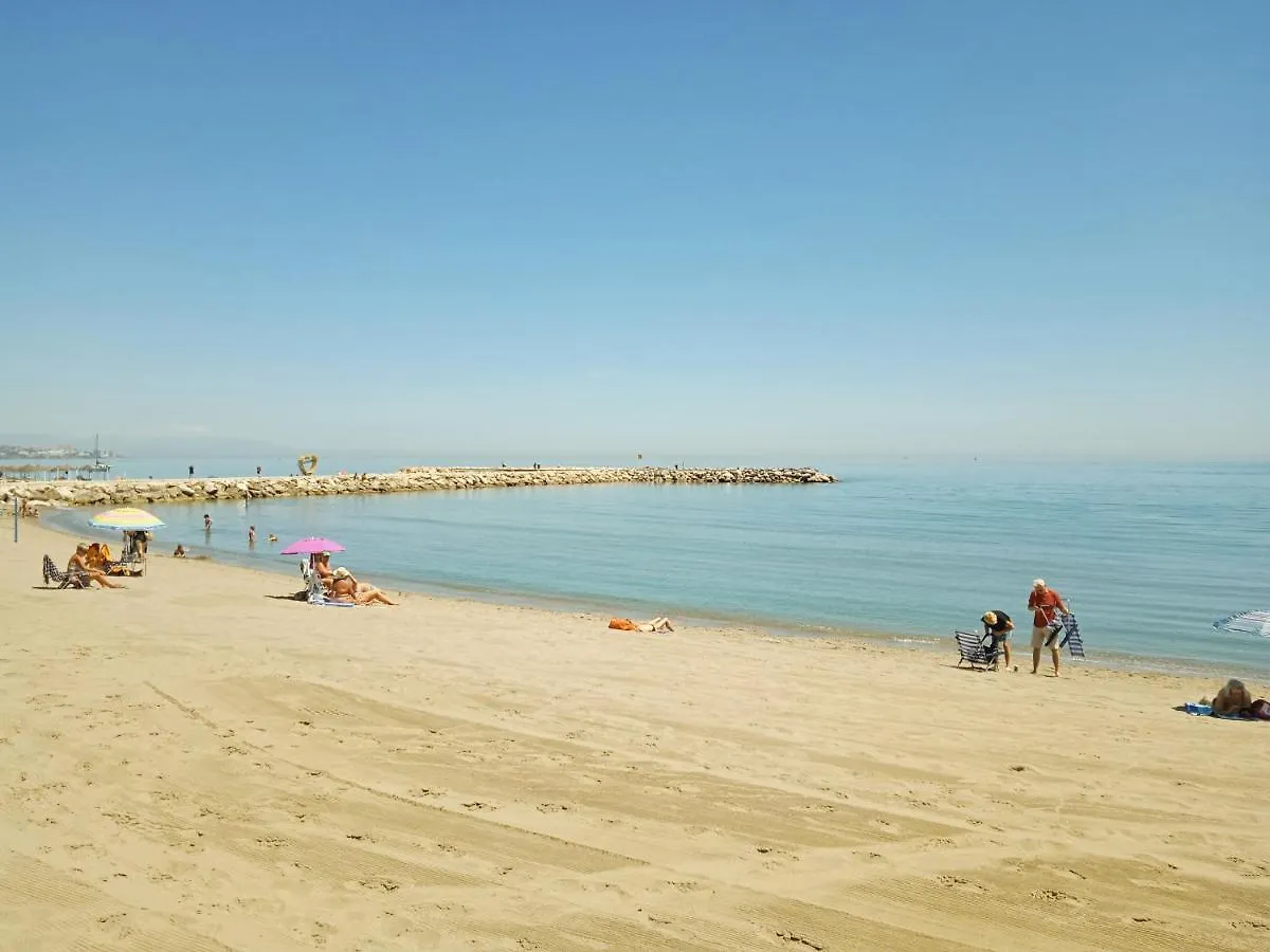 Estudio Puerto Deportivo Playa Fuengirola Spain